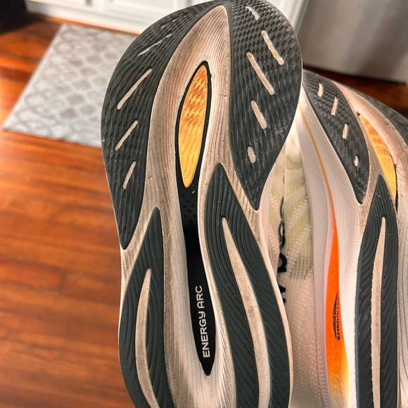 New Balance Fuel Cell Supercomp V2 - Picture 9 of 9